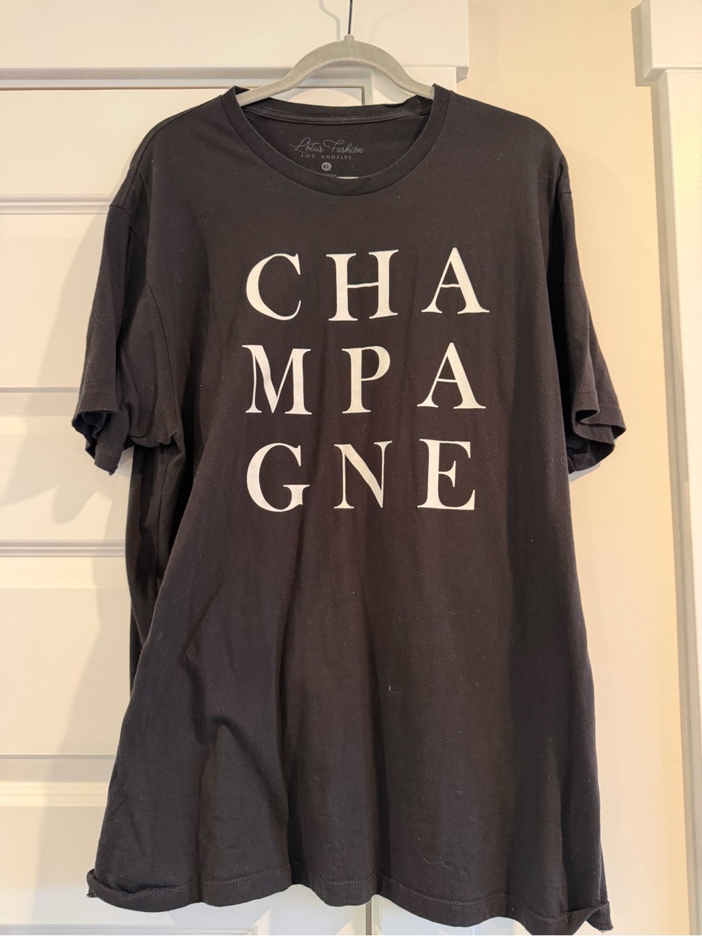 Black "CHAMPAGNE" Graphic Tee - Men